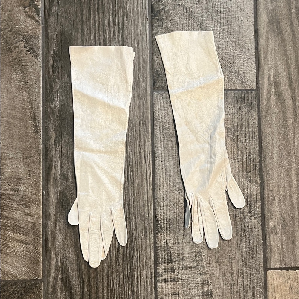 Vintage White Long kid Leather Opera Gloves